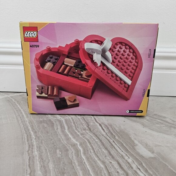 New LEGO 40759 VALENTINE'S DAY Chocolate Box - Picture 2 of 4